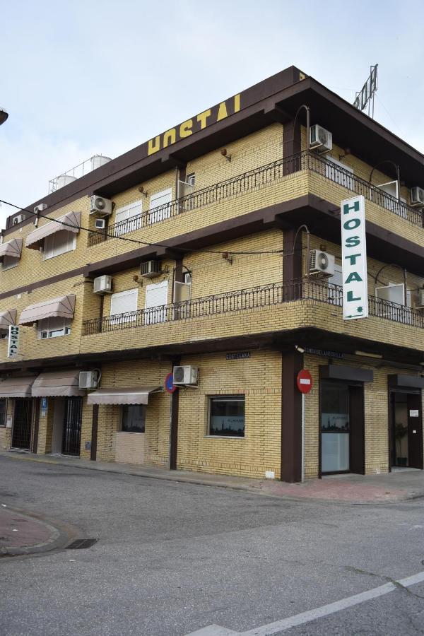 Hostal Alamare Севилья Экстерьер фото